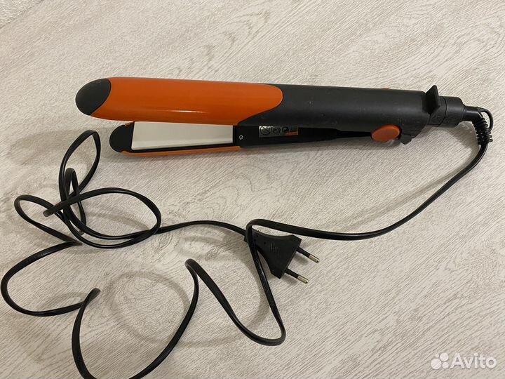 Выпрямитель для волос
