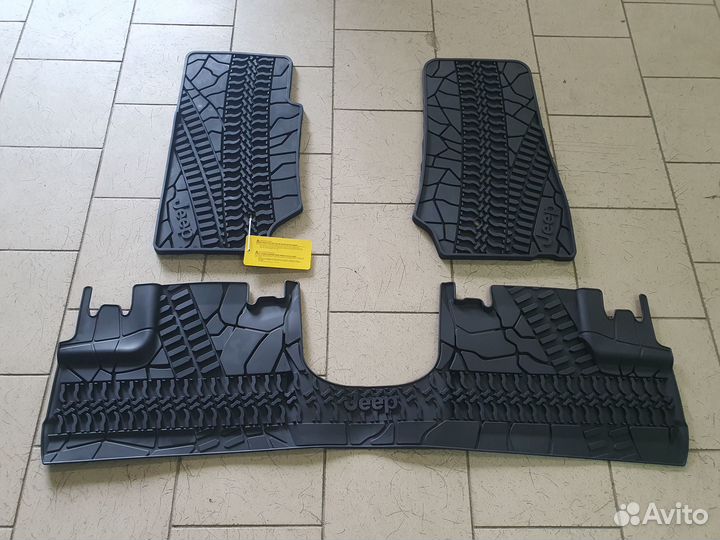Коврики в салон Jeep Wrangler III JK 2007-2017 5дв