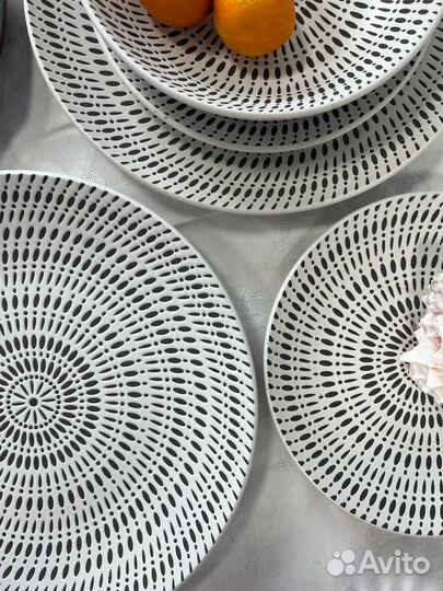 Сервиз из 18 предметов на 6 персон