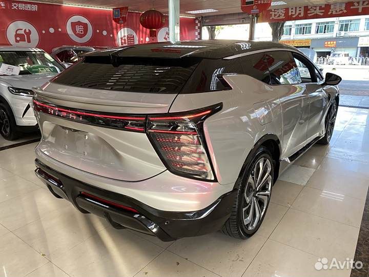 HiPhi X 598 л.с. AT, 2021, 22 000 км