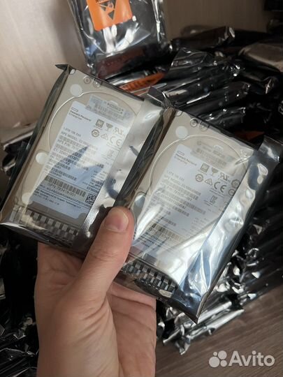 Жесткий диск sas hp 1,8tb 1,2tb сервера gen9 gen10