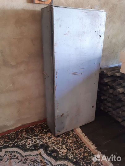 Ящик железный