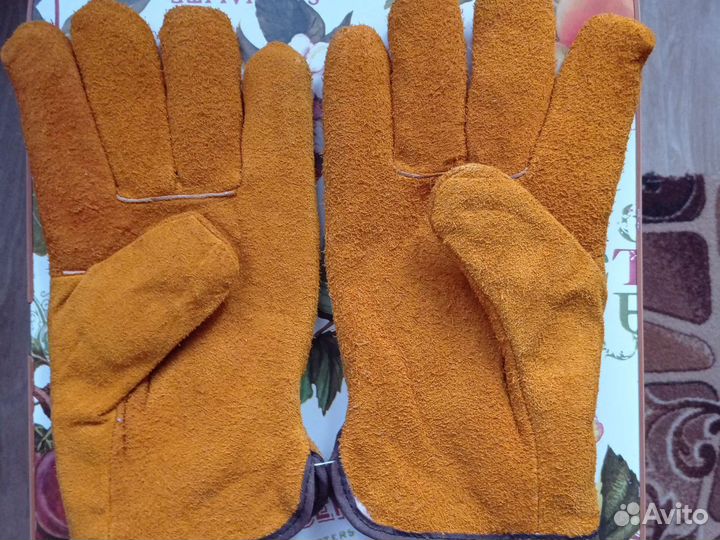 Перчатки спилковые,зимние