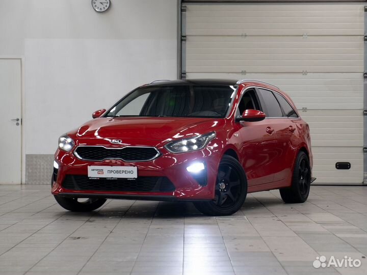 Kia Ceed 2020 красный