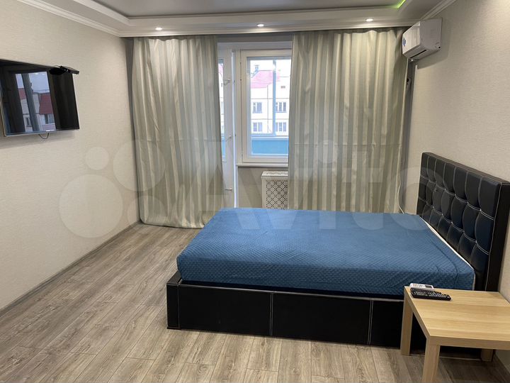 1-к. квартира, 42 м², 9/9 эт.