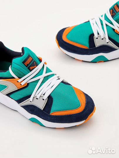 Кроссовки женские