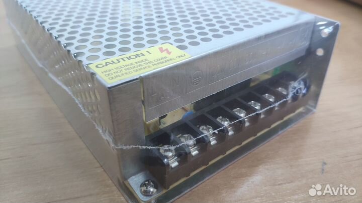 5 вольт 40 Ампер 200 Вт - и другие блоки питания