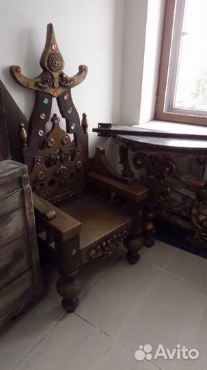 Декорации, бутафория