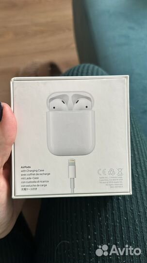 Наушники apple airpods (with charging case)