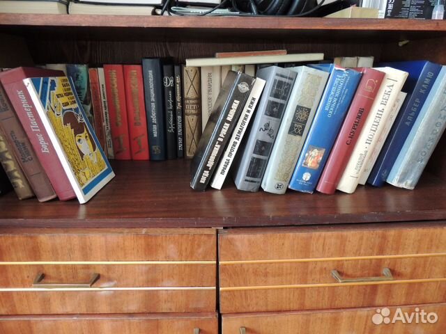 Продам книги