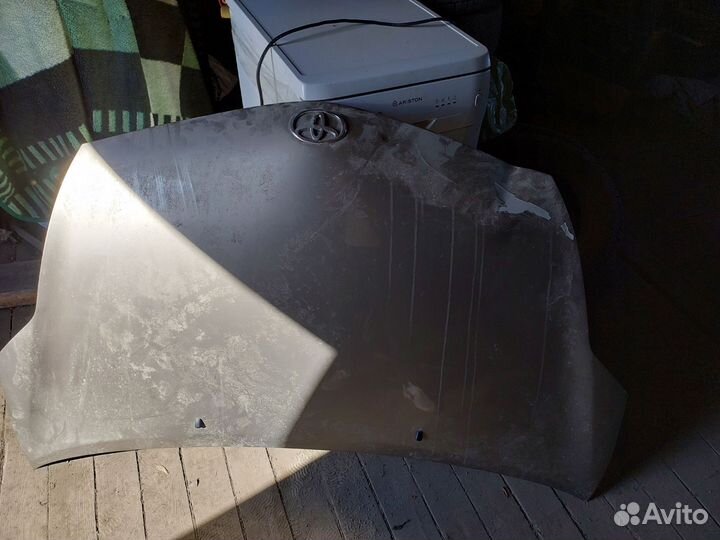 Капот toyota prius 20
