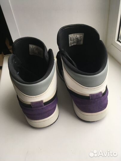 Продам кроссовки Nike AIR Jordan