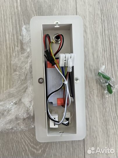 Светильник настенный