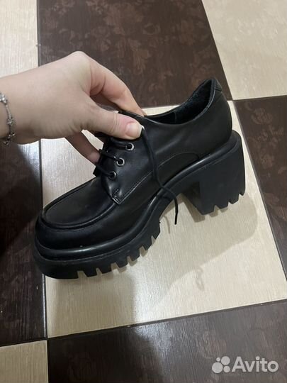 Полуботинки