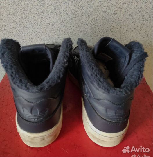 Зимние ботинки adidas 37