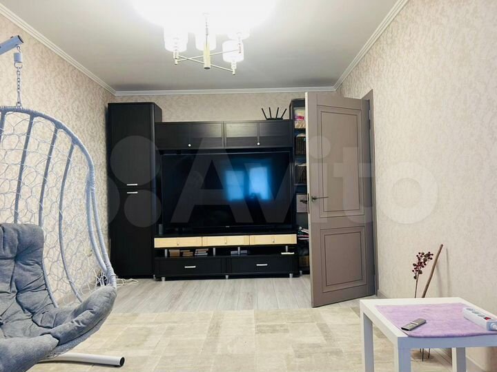 2-к. квартира, 58 м², 4/4 эт.