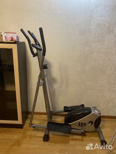 Эллиптический тренажер