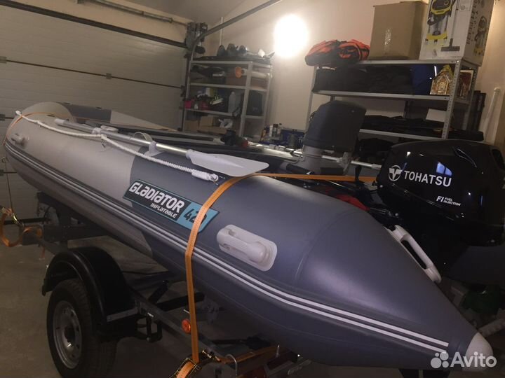 Лодка Gladiator E420 + мотор20 + прицеп