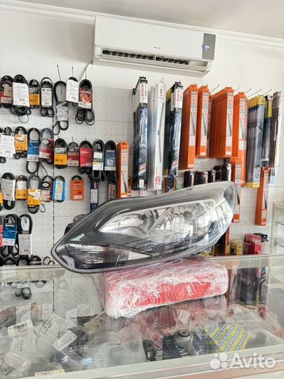 Фары на ford focus 3