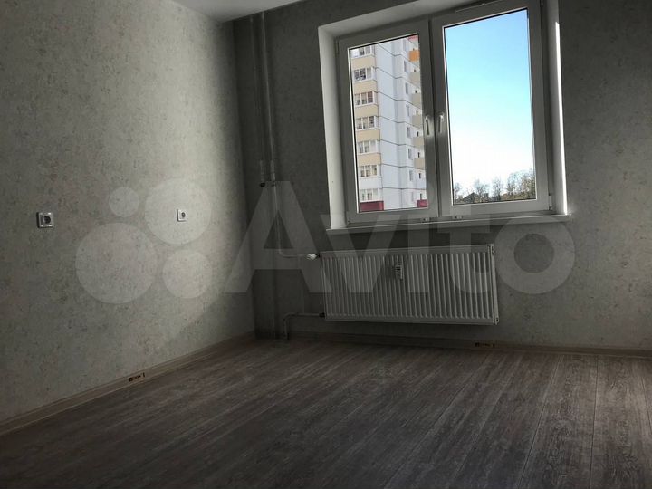 2-к. квартира, 57 м², 5/18 эт.