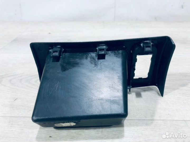 Пепельница Peugeot 206 1.4 KFW 2006