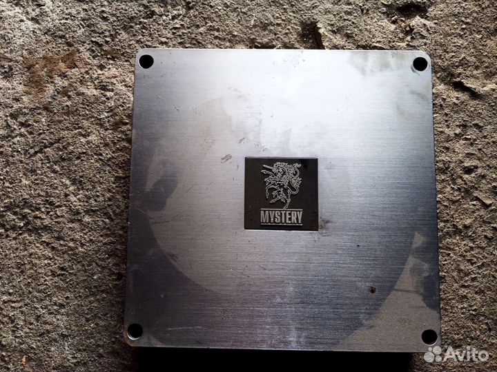 Усилитель для сабвуфера