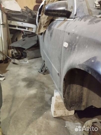 Запчасти на audi a4 b6