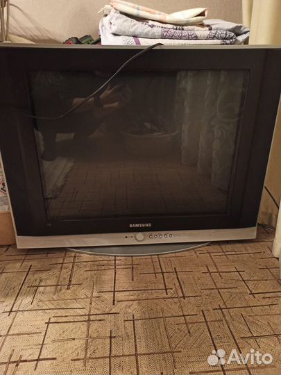 Телевизор samsung