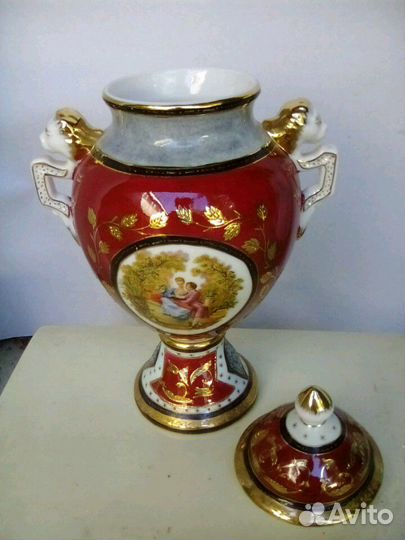 Цветочные вазы