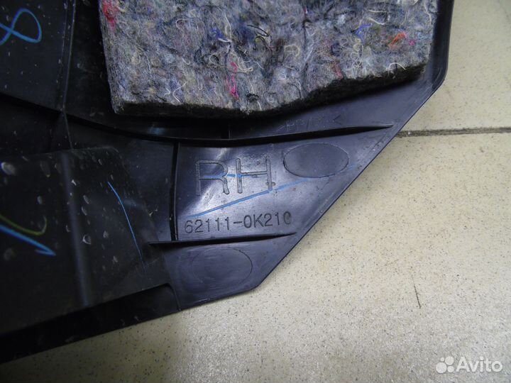 Накладка (кузов внутри) Hi Lux 2015