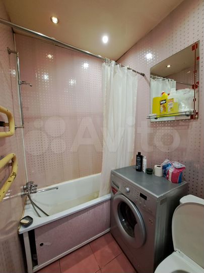 2-к. квартира, 43 м², 2/5 эт.