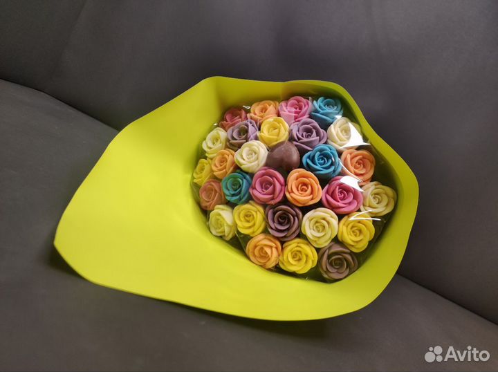 Букет - 29 Шоколадных Роз