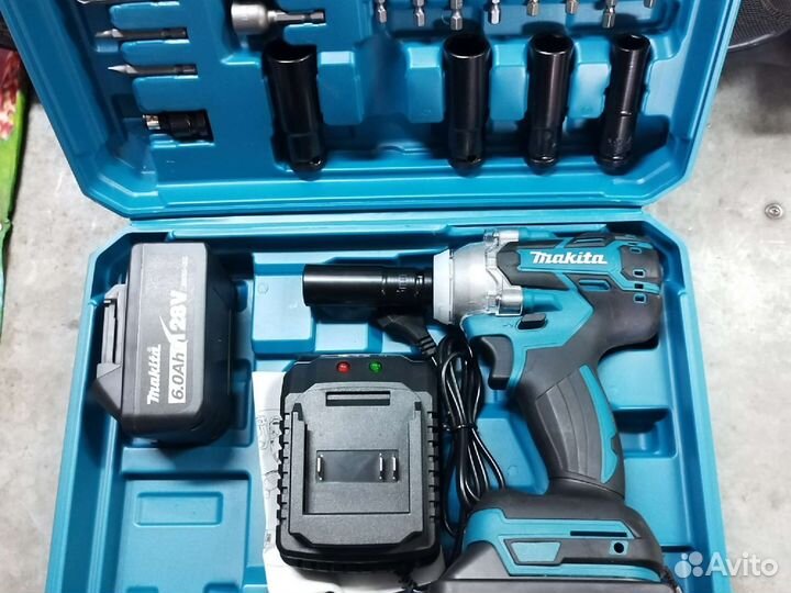 Винтоверт шуруповёрт ударный аккумуляторный Makita