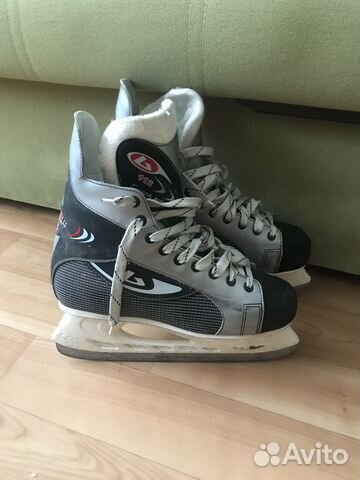 Коньки хоккейные
