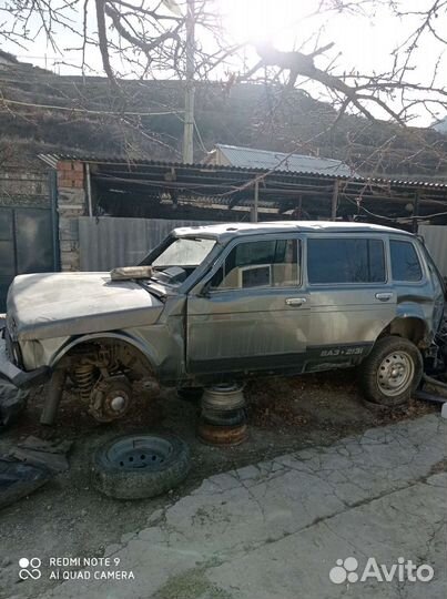 LADA 4x4 (Нива) 1.7 МТ, 2010, битый, 150 000 км