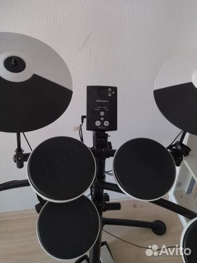 Электронная ударная установка Roland TD-1K