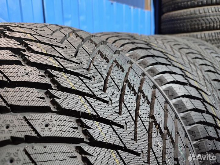 iLink Wintervorhut Stud II 245/45 R18