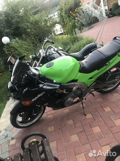 Kawasaki ZZR400