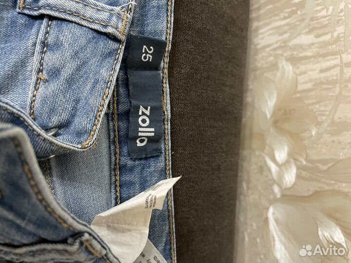 Разные джинсы женские