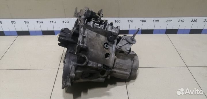 МКПП (механическая коробка переключения передач) 4