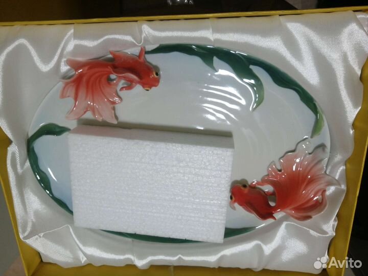 Блюдо для праздничного стола фарфор