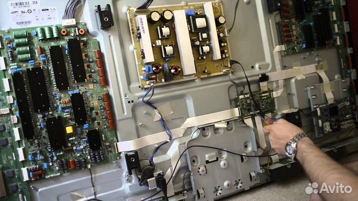 Мастер по ремонту и настройке телевизоров