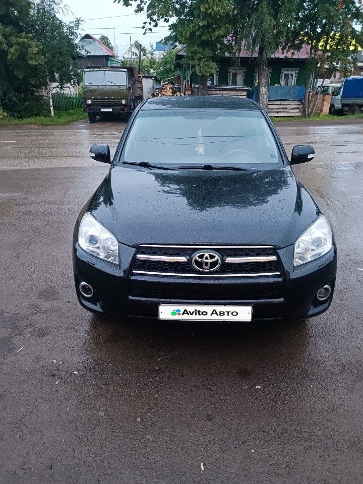Toyota RAV4: фото владельца