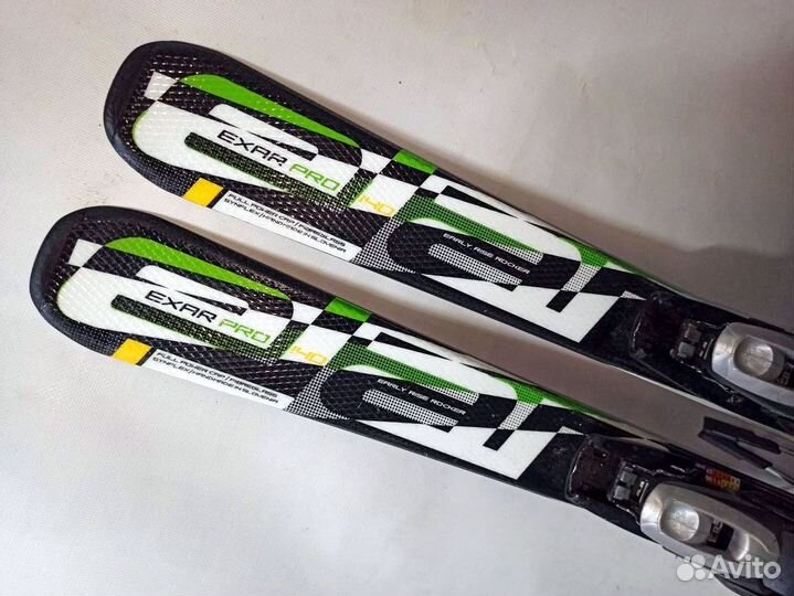 Горные лыжи 140 с ботинками 36 отличное состояние