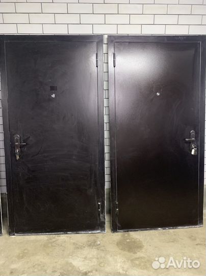 Металлическая дверь бу не Китай