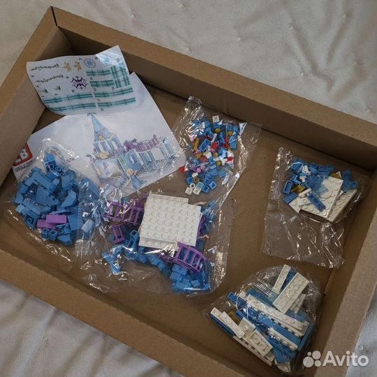 Игрушка Замок lego
