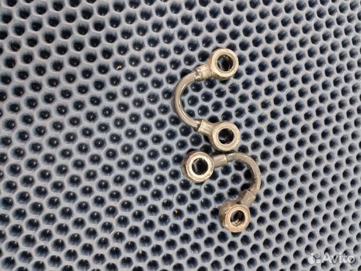 Kawasaki ZZR 400 масло трубка