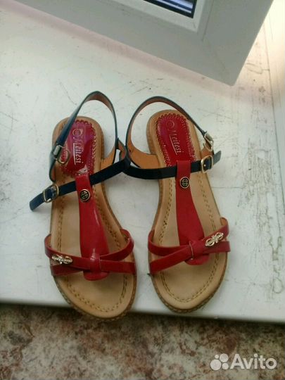 Сандалии