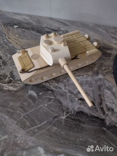 Игрушка из дерева танк т-34