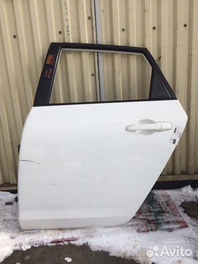 Дверь задняя левая Mazda 3 BK хэтчбек